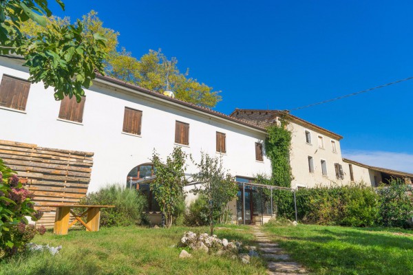 Colline del prosecco docg Solighetto rustico casale con terreno e laboratorio