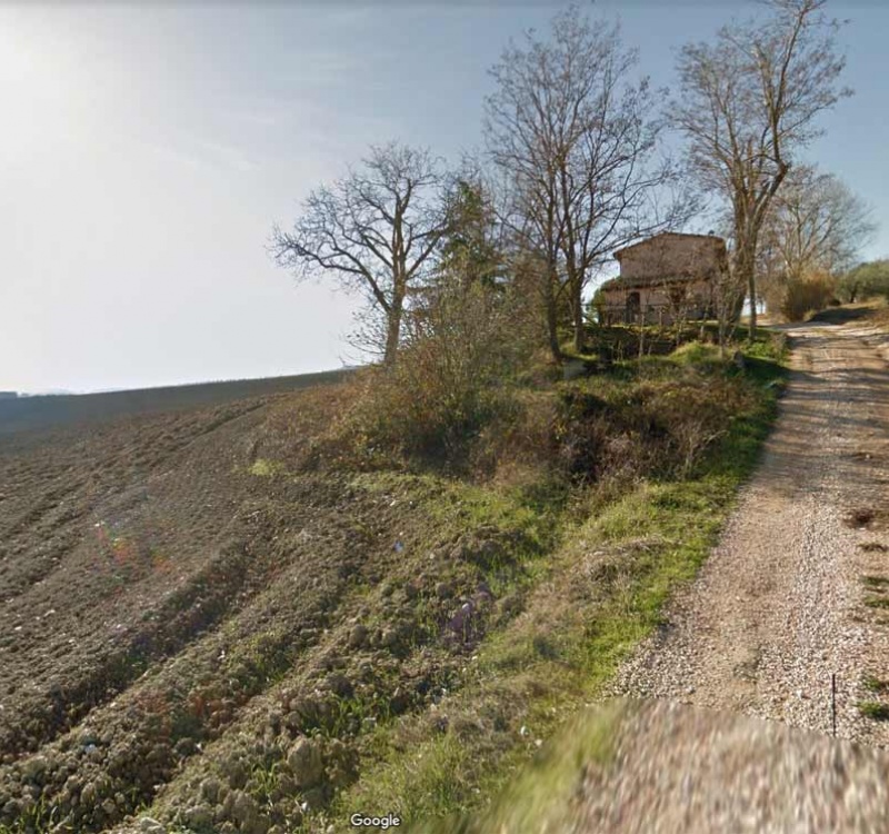 panorama tenuta agrituristica lungo strada todi