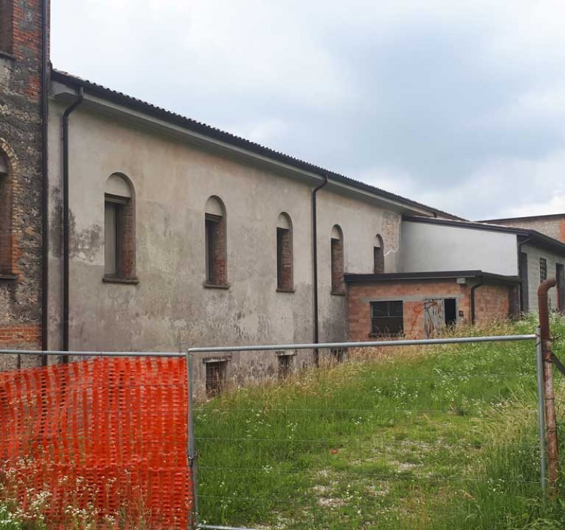 Esterno lato strada Cantina Caragiani Farra di Soligo